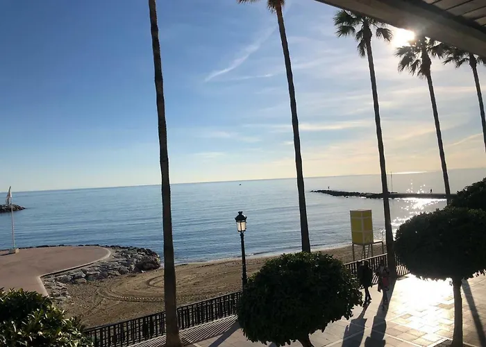 Eden Roc I Entreplanta 7 * マルベーリャ