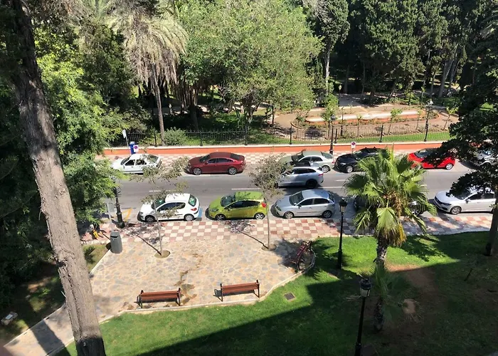 Eden Roc I Entreplanta 7 アパート